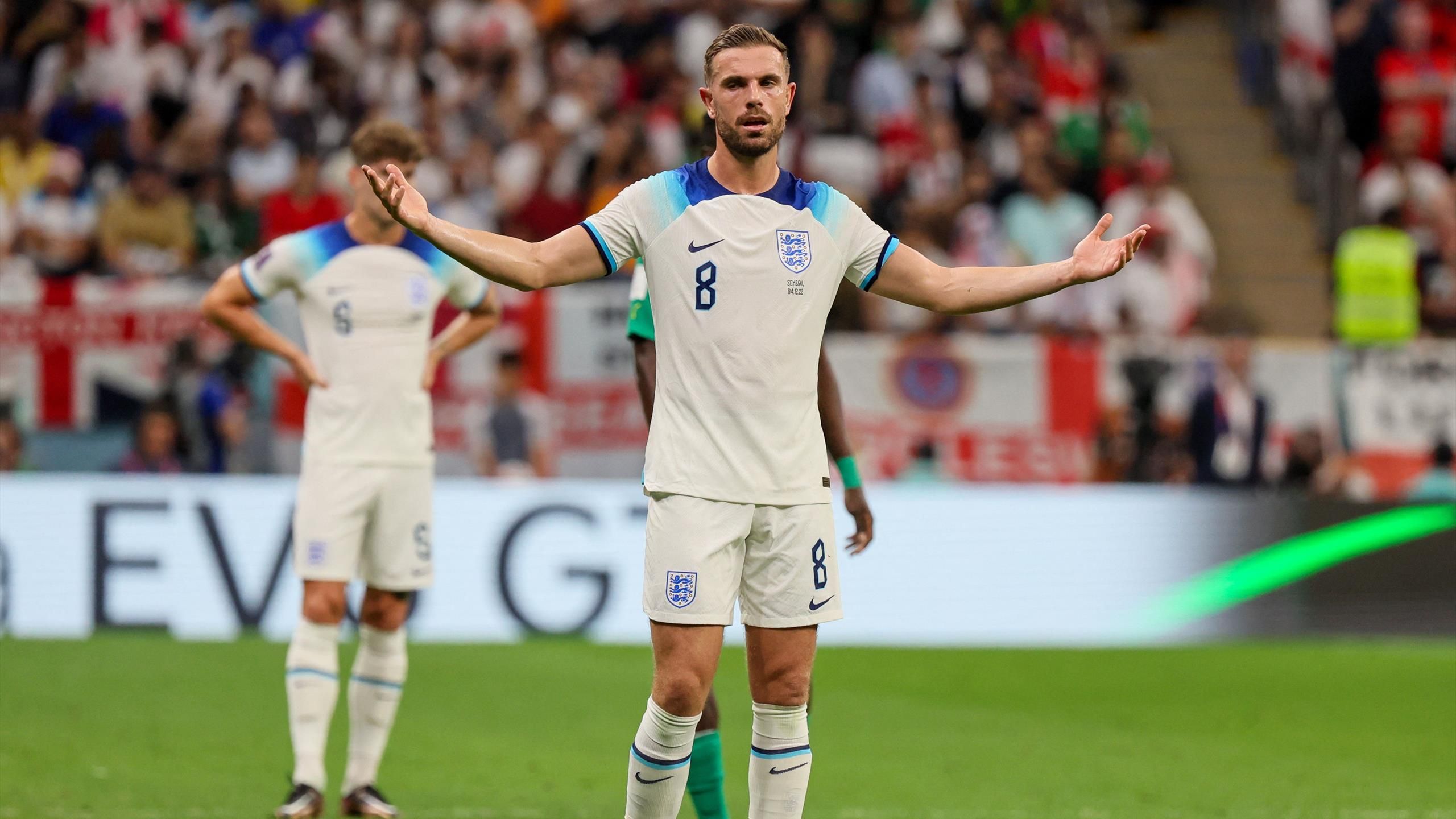 C Est Une Gifle Pour Le Footballeur Britannique Ouvertement Gay Que La Cheka Du Pool Ait