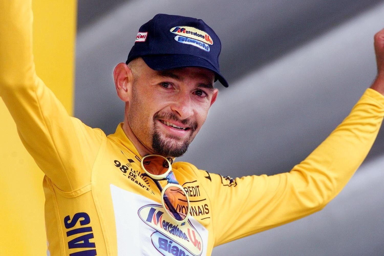 Re Cycle Il Pirata Popped When Pantani In Pink Was Booted Off The Giro Eurosport