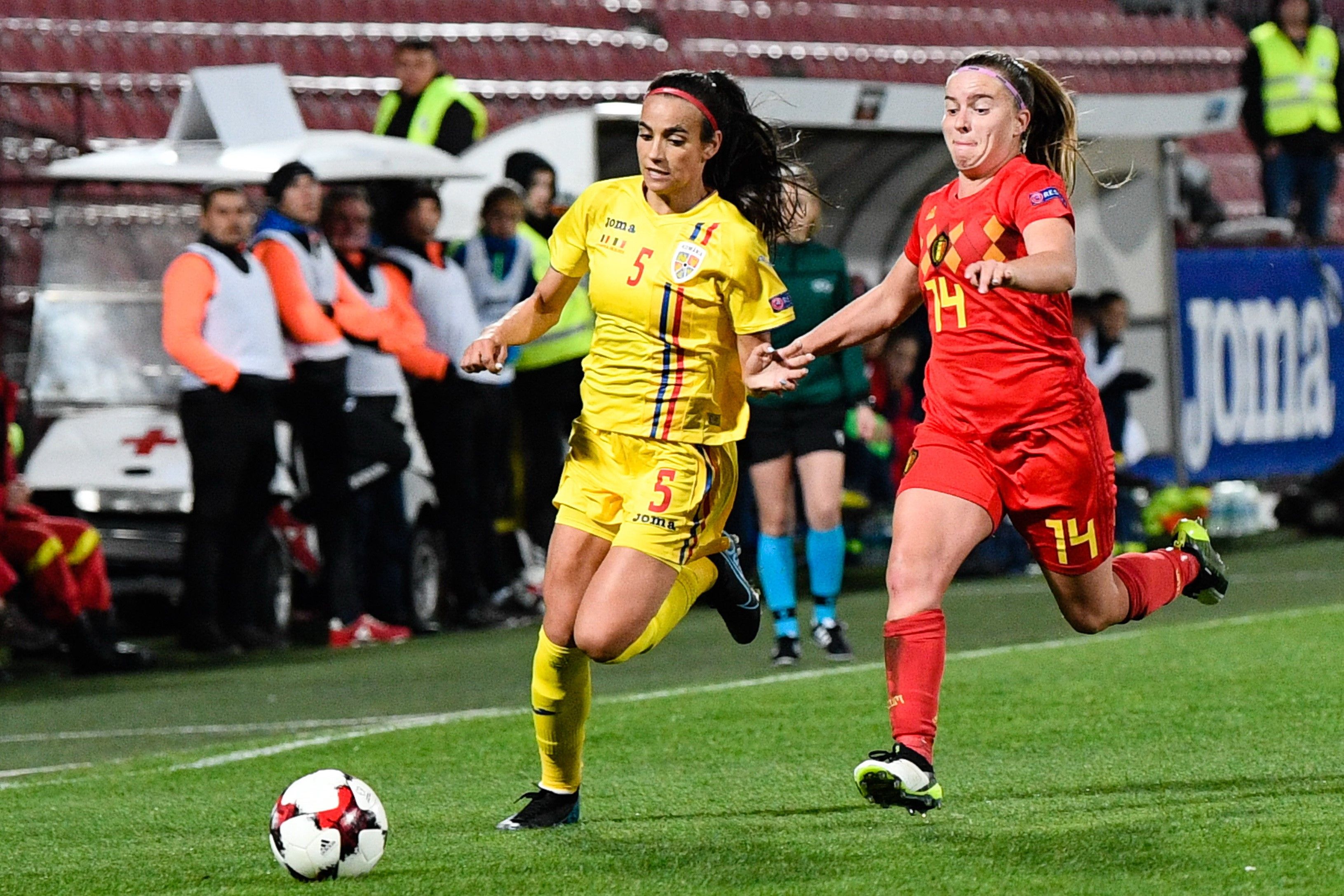 Craiova Primul Club Din Romania Care Iși Formează Echipă De Fotbal Feminin Anunțul Făcut Astăzi Eurosport