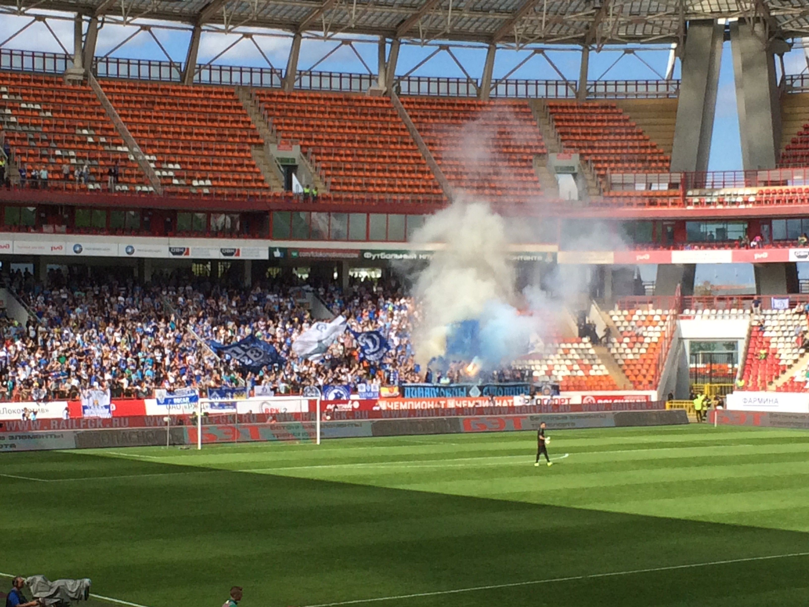 5 veshej s matcha lokomotiv dinamo