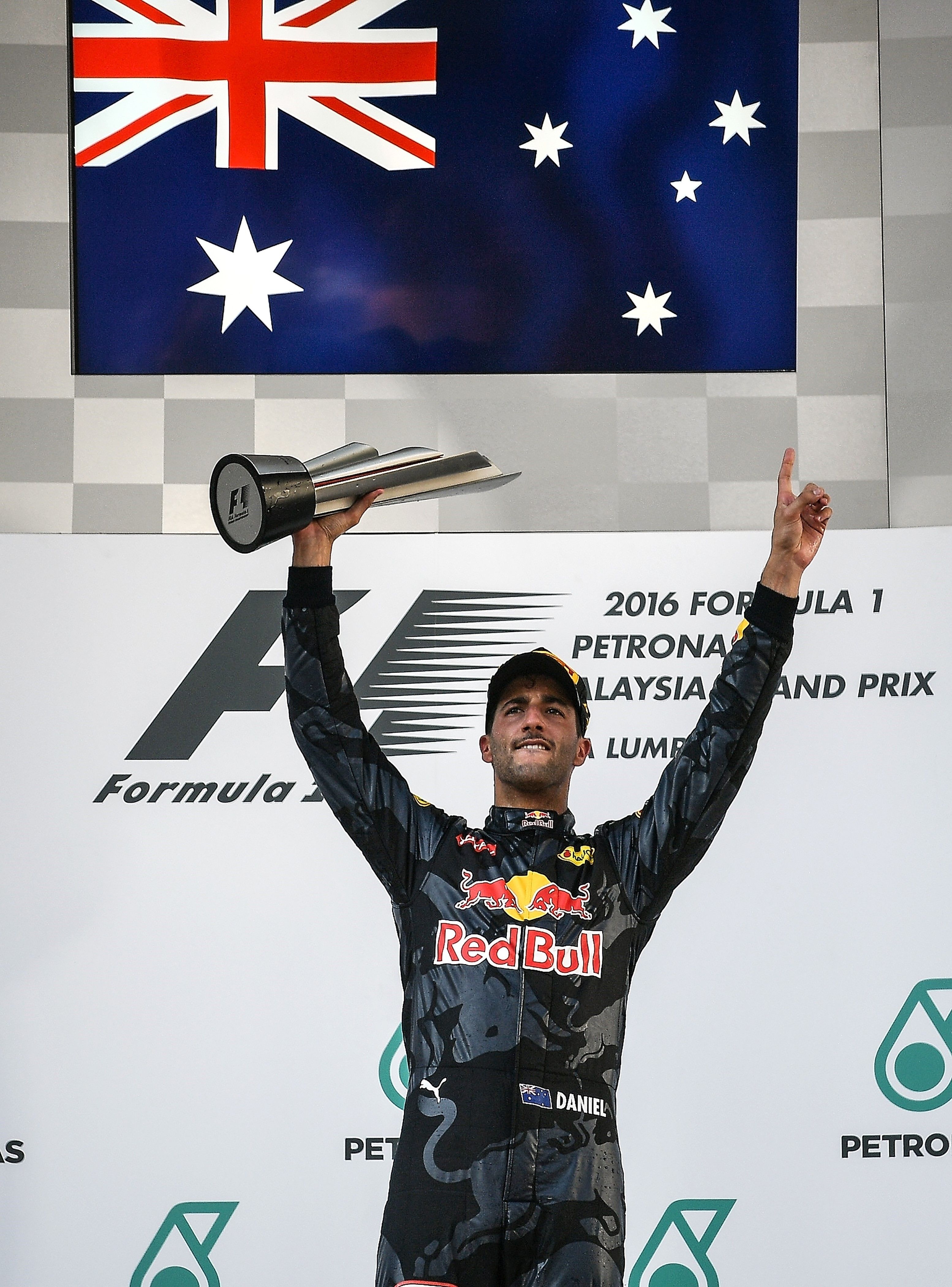Bonus-malus : Hamilton maudit, Ricciardo enfin verni ...