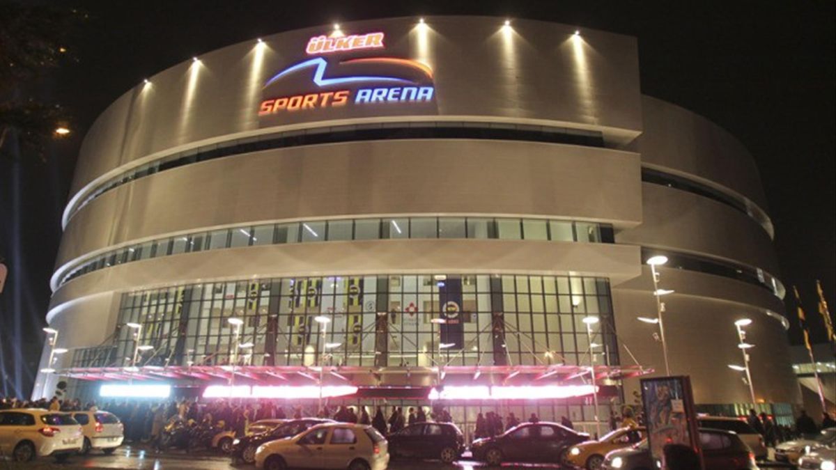 Ülker Sports Arena'da Fenerium mağazası ...
