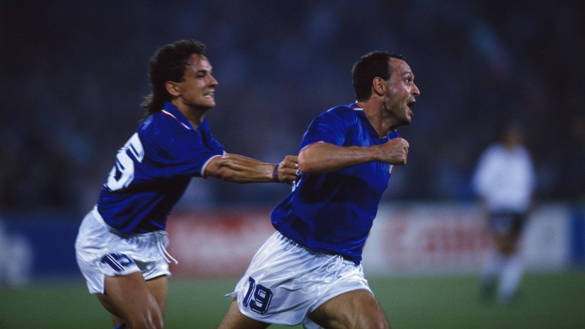 Roberto Baggio et Salvatore Schillaci, les deux buteurs de l'Italie face à la Tchécoslovaquie à la Coupe du monde 1990