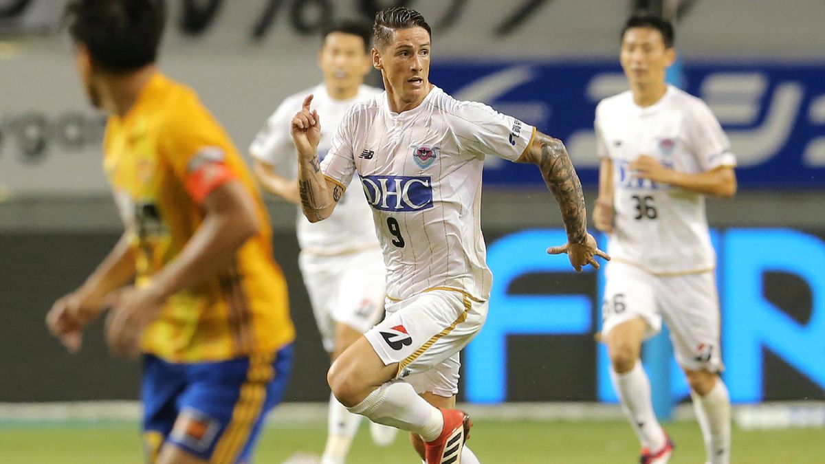 Andres Iniesta, Fernando Torres make losing starts in ...