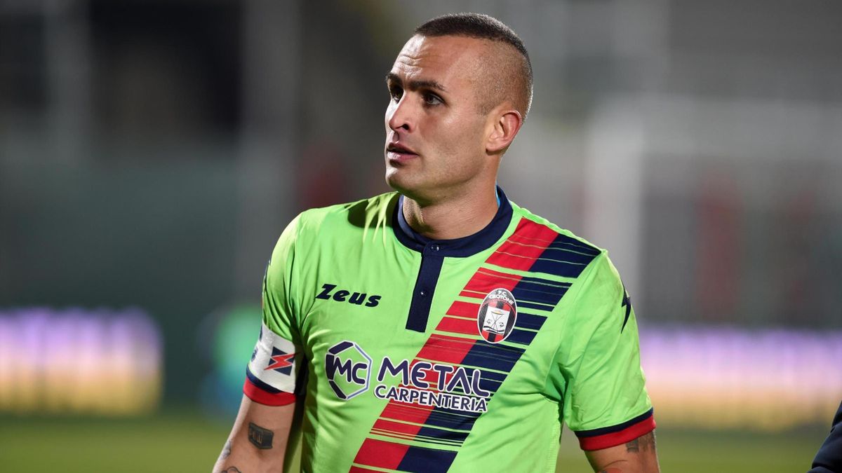 Crotone Vs Pescara 41 Feb 23 2020 Match Stats Footballcritic