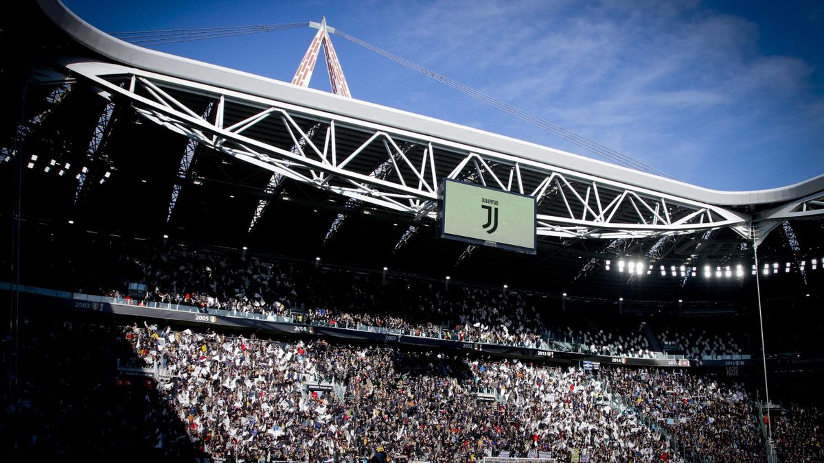 La Juventus si rifà il look: ufficializzati nuovo logo e ...