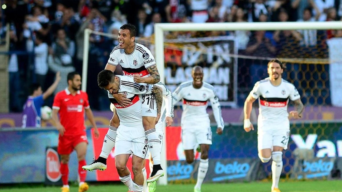 Besiktas In Kadrosunda Iki Degisiklik Super Lig 2014 2015 Futbol Eurosport