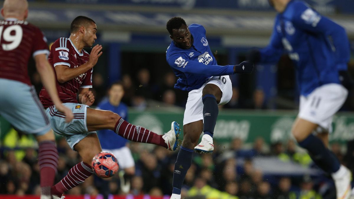 Romelu Lukaku rescues Everton with injury-time strike ...