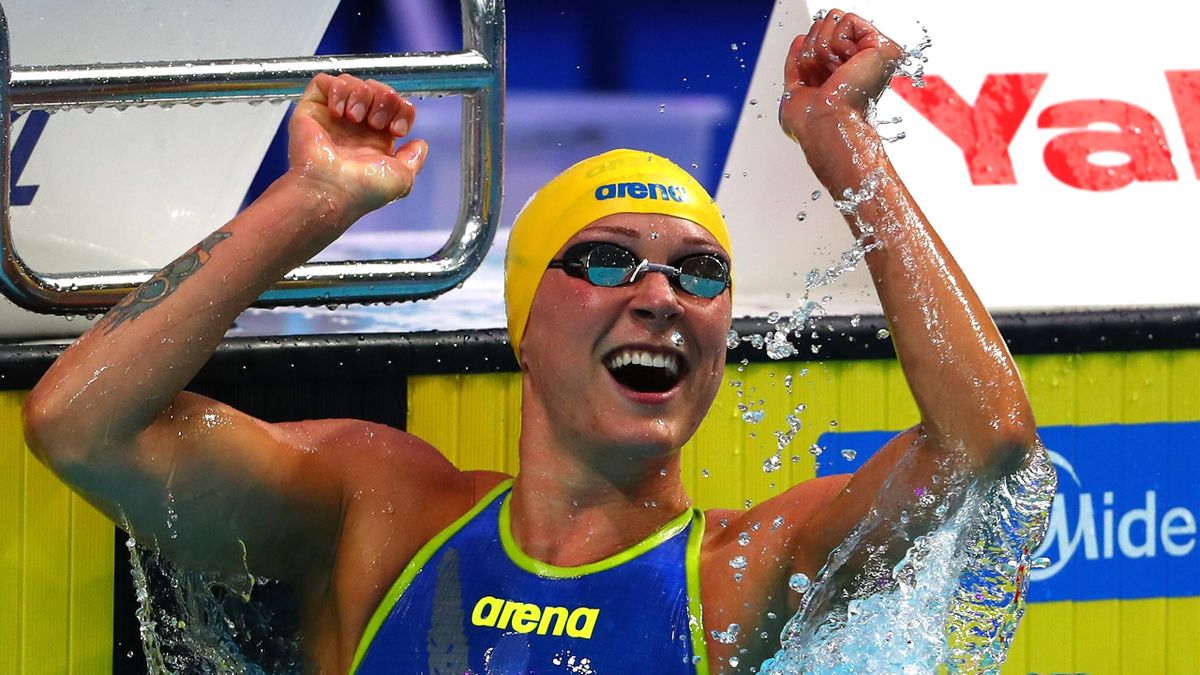 Sarah Sjostrom breaks women's 50 metres freestyle world record