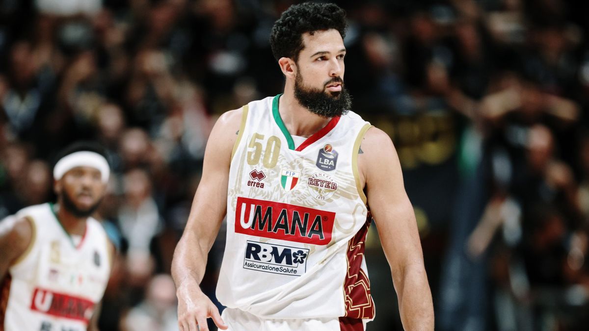 La Reyer Venezia soffoca anche Milano: vittoria 67-63 e prima finale della storia - Coppa Italia ...