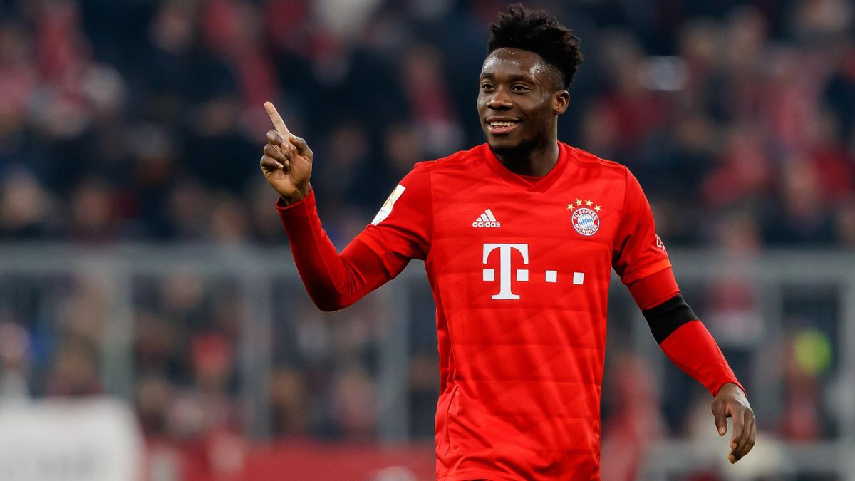 FC Bayern: Alphonso Davies begeistert mit "Fußball-Zumba" in sozialen