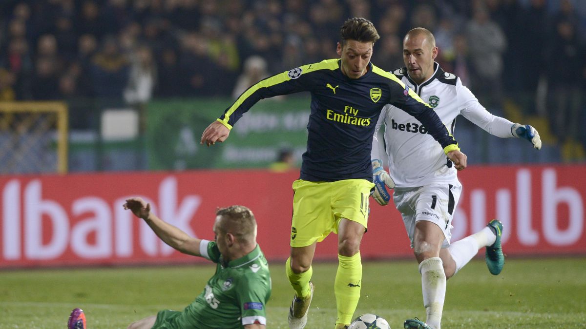 Şampiyonlar Ligi'nde haftanın oyuncusu Mesut Özil ...