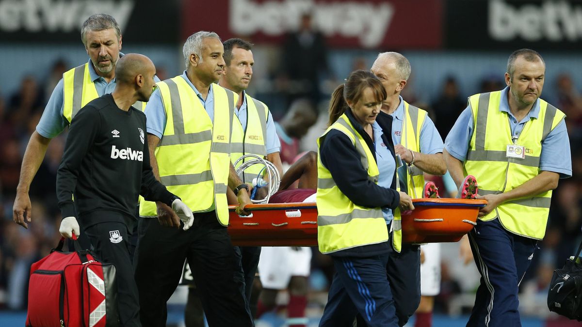 West Ham's Enner Valencia apologises for injury comments ...