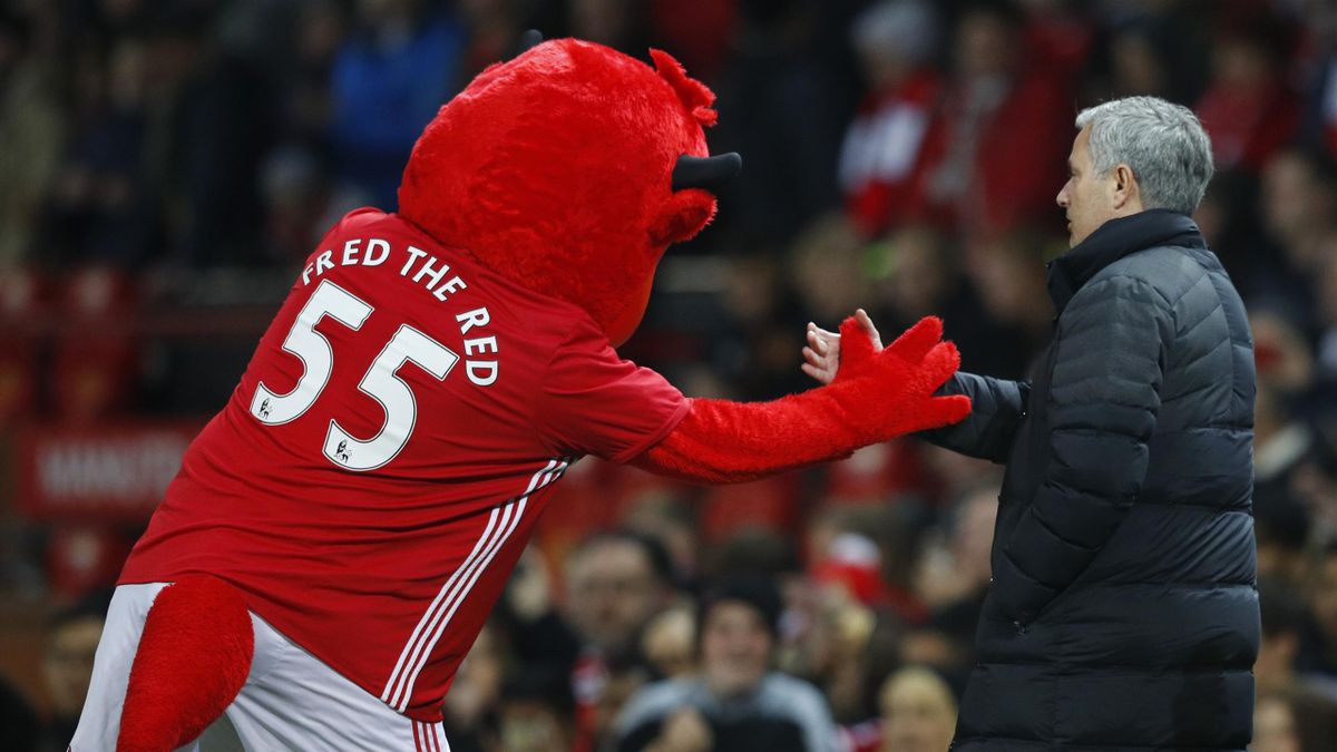 Manchester United close on Wembley with ninth straight win ...