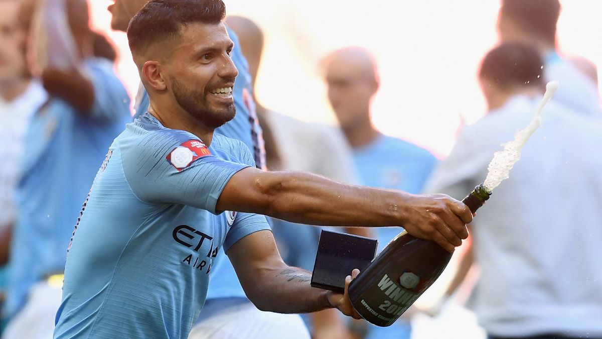 Football news - Sergio Aguero extends Man City contract to ...