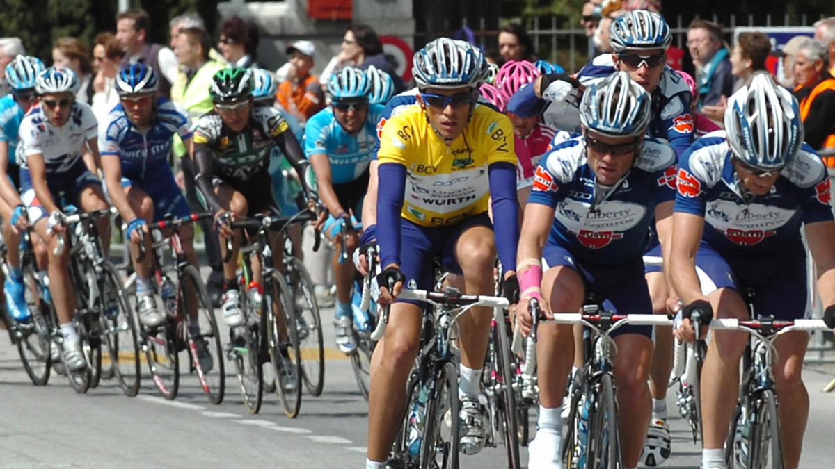 Liberty seguros hotsell cycling team