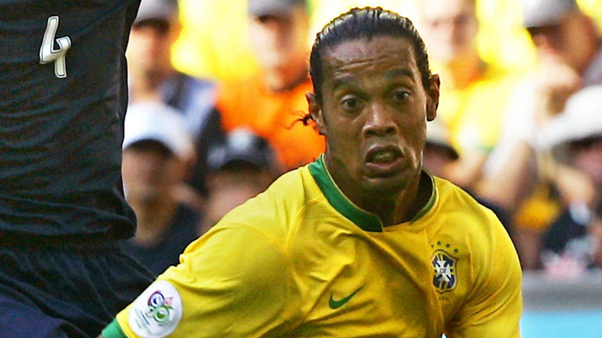 RONALDINHO 2006 FIFA WORLD CUP BRAZIL TEAM ISSUED JERSEY