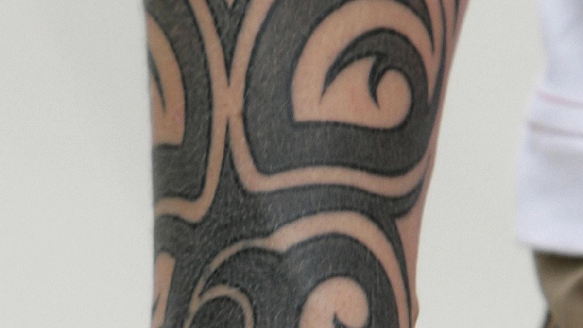 Voorkoms Kedarnath with Shiva Tattoo on Hand Waterproof Temporary Body  Tattoo : Amazon.in: Beauty