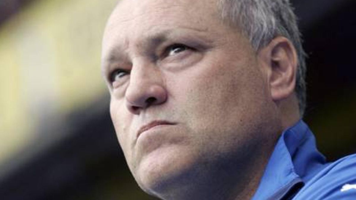 Spurs Back Jol Again Eurosport