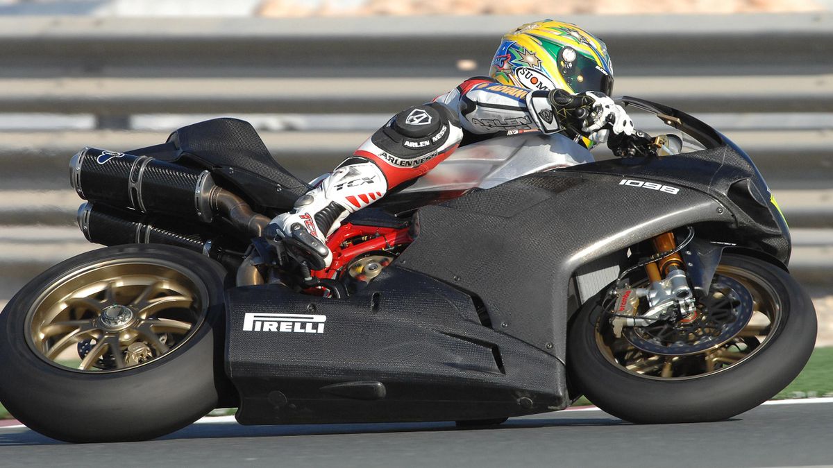Troy bayliss hotsell ducati 1098