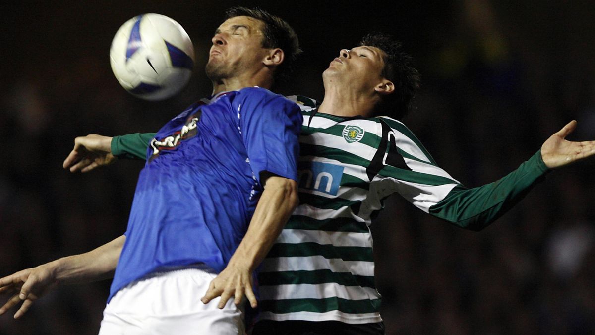 Sporting uefa cup top