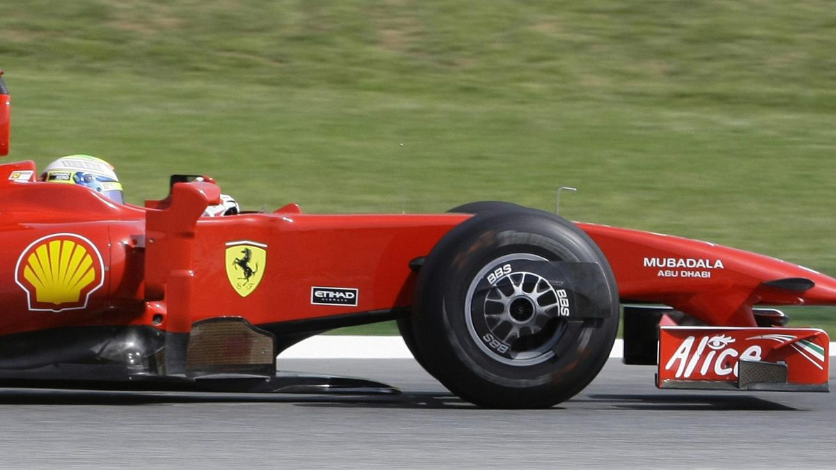 Massa fastest in practice
