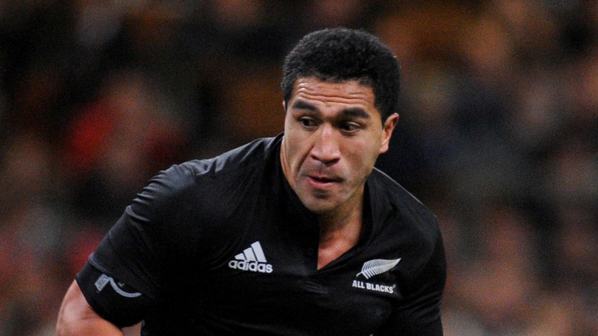Mils muliaina deals