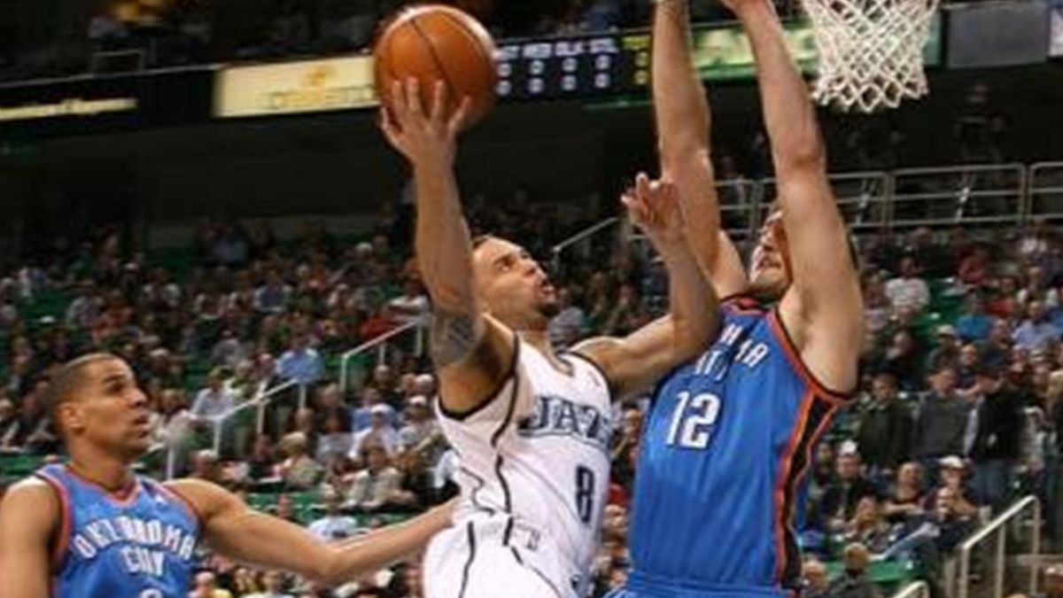 Thunder dunking game at its peak against Jazz