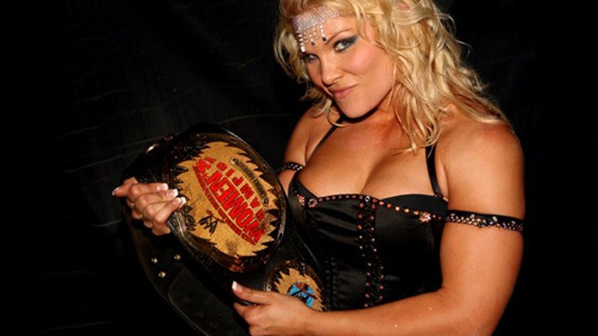 Beth Phoenix - WWE