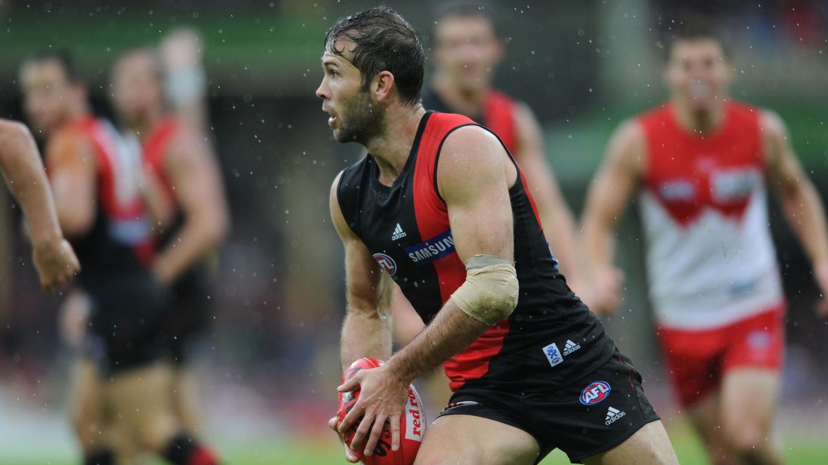 Mark McVeigh, Essendon Bombers (AAP/FOR USE IN AUSTRALIA ONLY)
