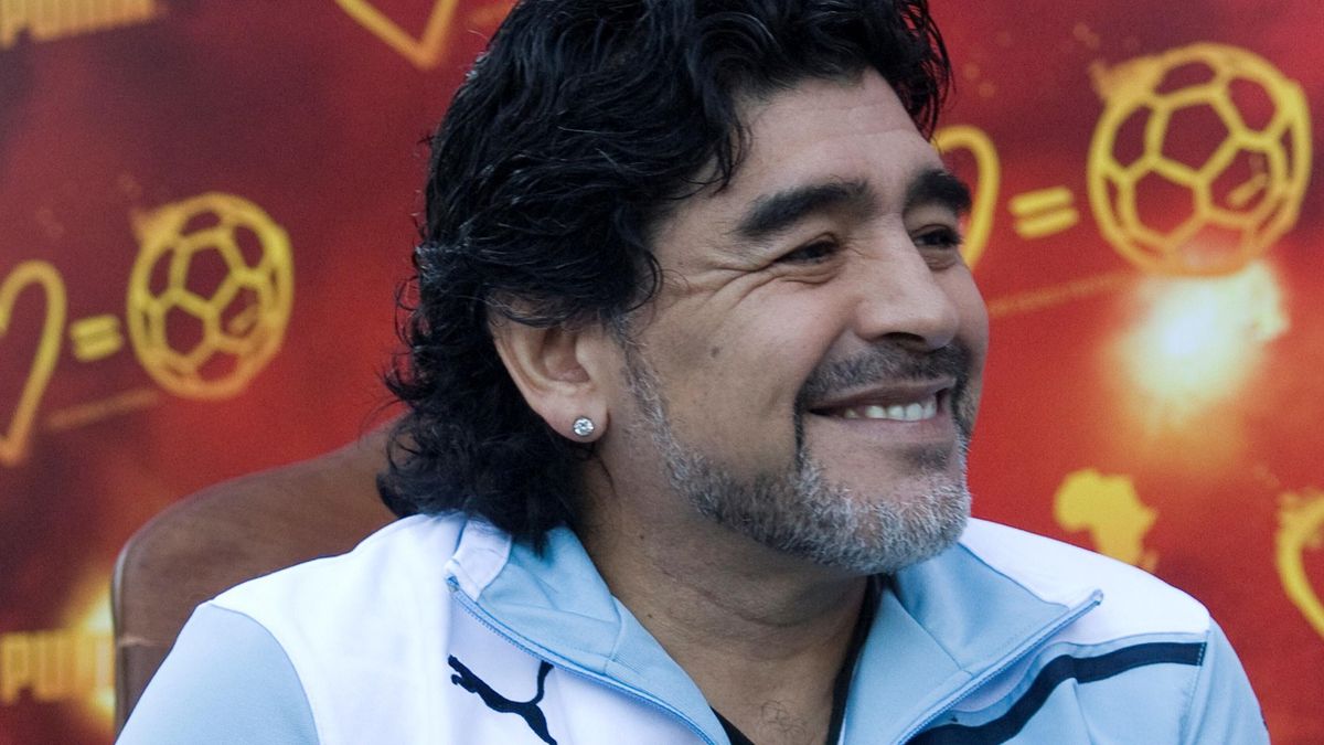 Maradona eyes Prem job Eurosport