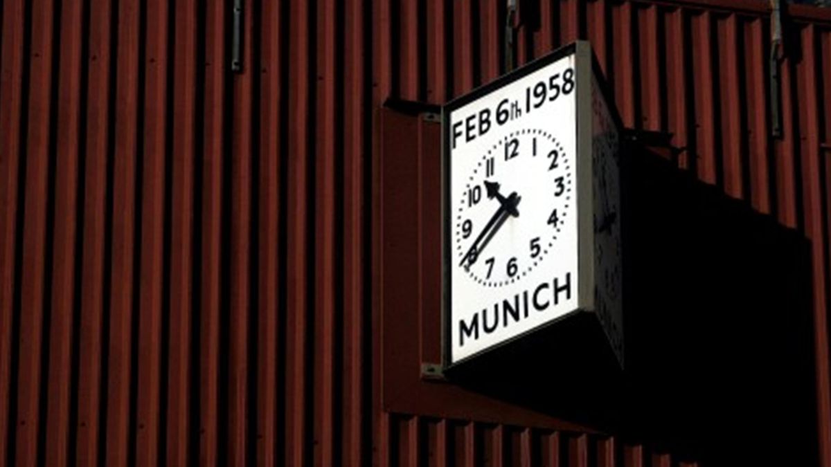 Giggs United Players Humbled By Munich Memories Eurosport