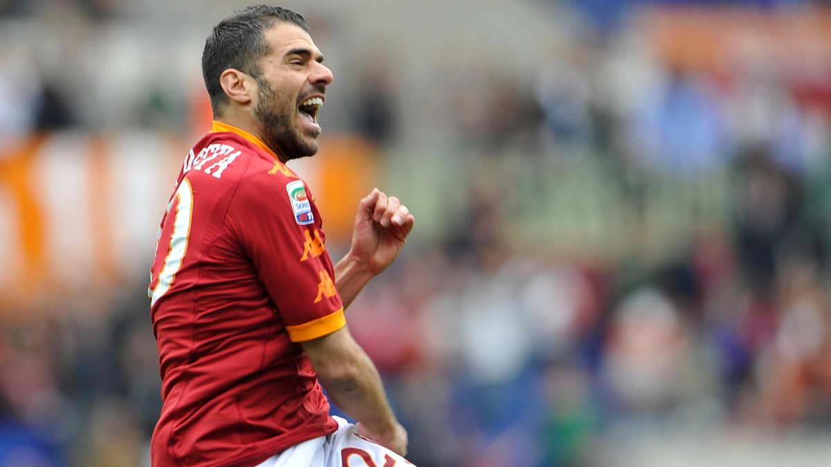 Roma s Perrotta  announces retirement Eurosport