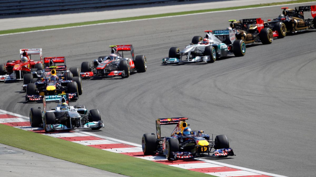 Red Bull Formula One driver Vettel drives in front of pack during Turkish F1 Grand Prix in Istanbul
