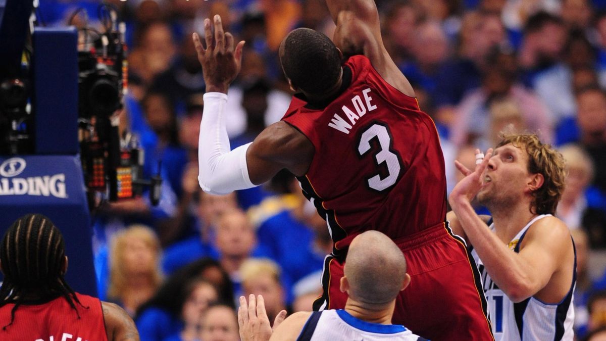Dwyane Wade will play in Heat-Mavericks basketball game