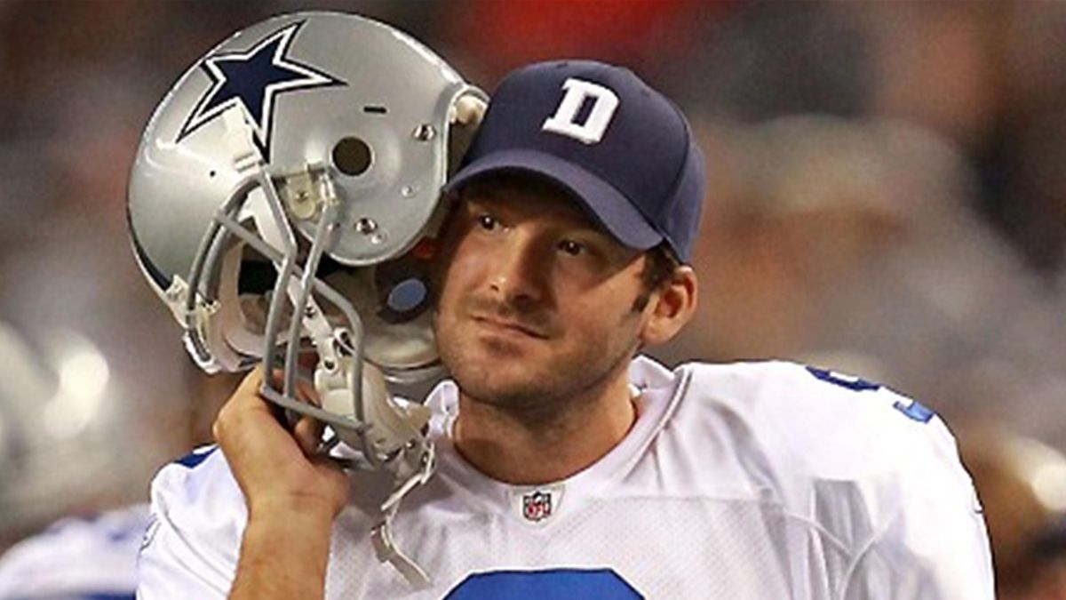 Tony Romo will call Raiders-Titans game in regular-season debut as