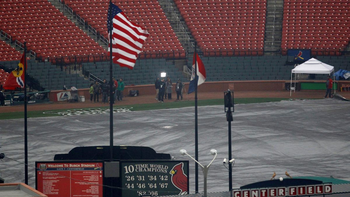 2011 World Series, Game Six: Texas Rangers at St. Louis Cardinals