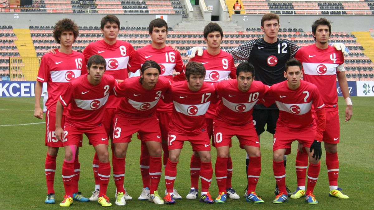 u19 ve u17 de rakipler belli oldu