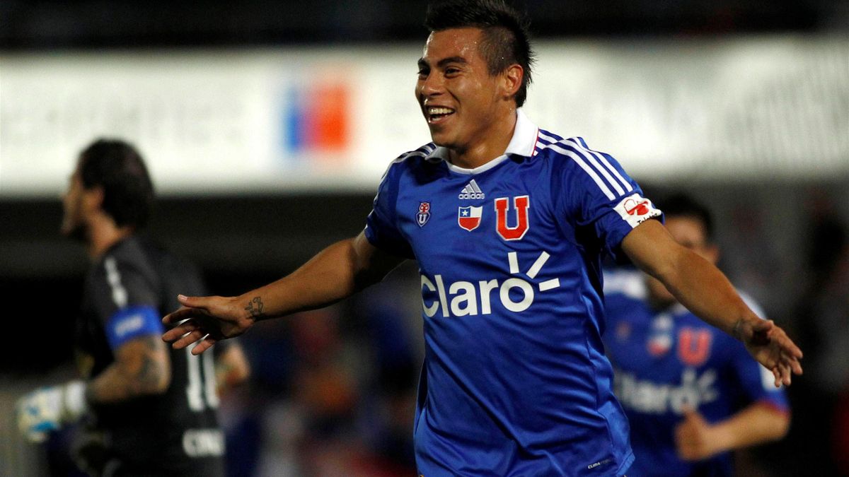 Napoli To Sign Vargas Eurosport