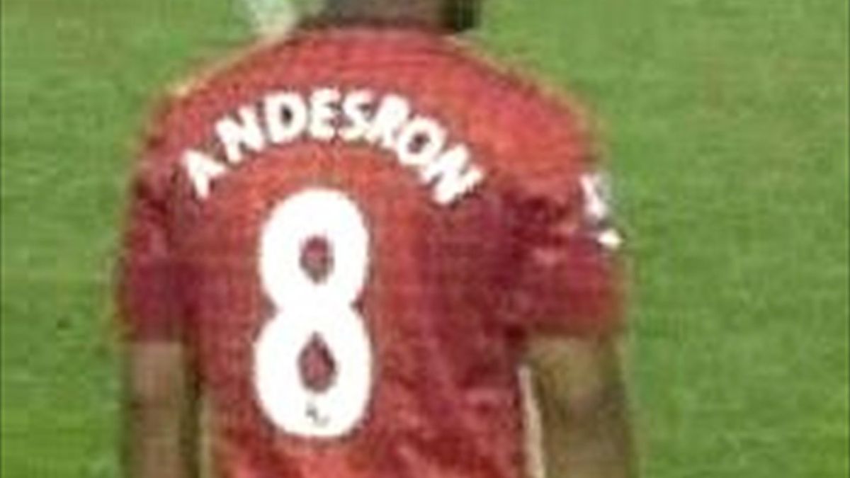 United Star S Shirt Gaffe Eurosport