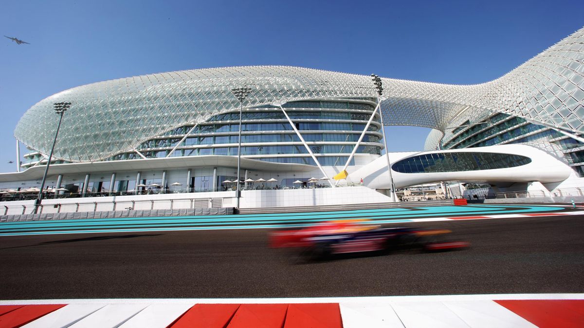 Abu Dhabi Grand Prix 2012 Training Red Bull Yas Marina Hotel