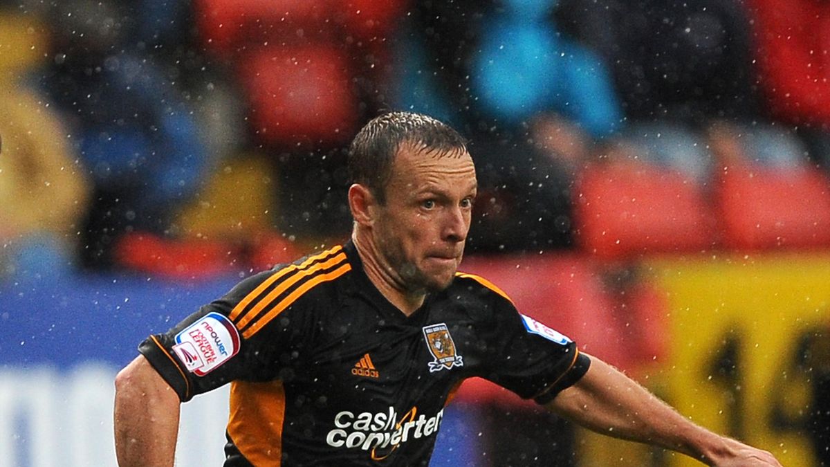 McKenna completes Fleetwood move Eurosport