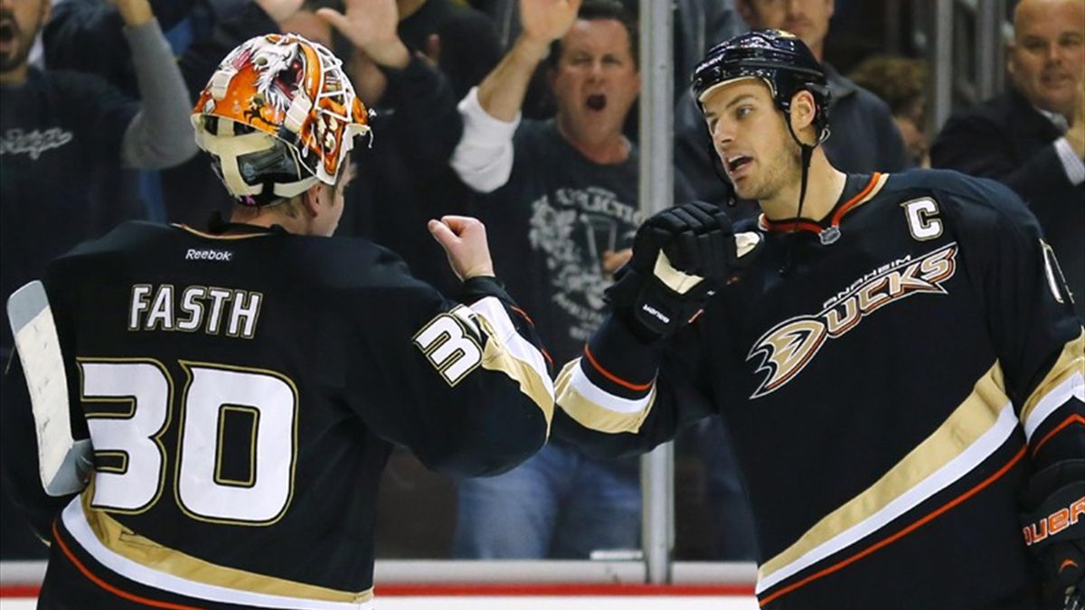 Fasth Helps Ducks Steer Clear Of Avalanche Eurosport