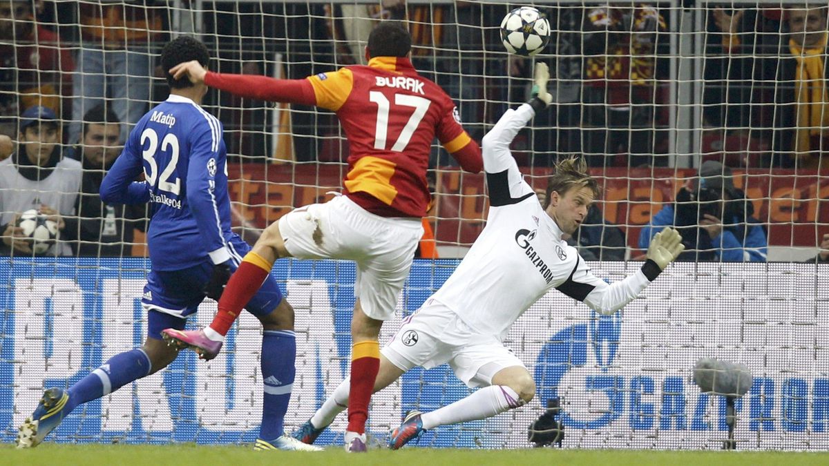 Sampiyonlar Ligi Galatasaray Evinde Schalke Ile 1 1 Berabere Kaldi Eurosport