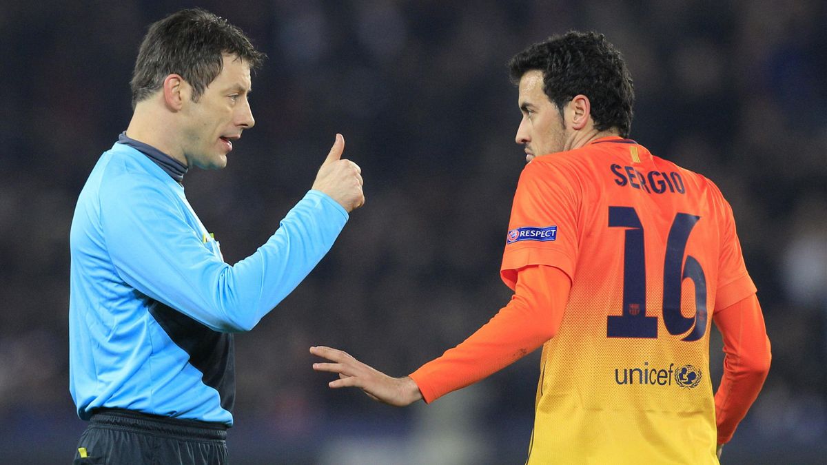 Barca file complaint about refereeing at PSG - Eurosport