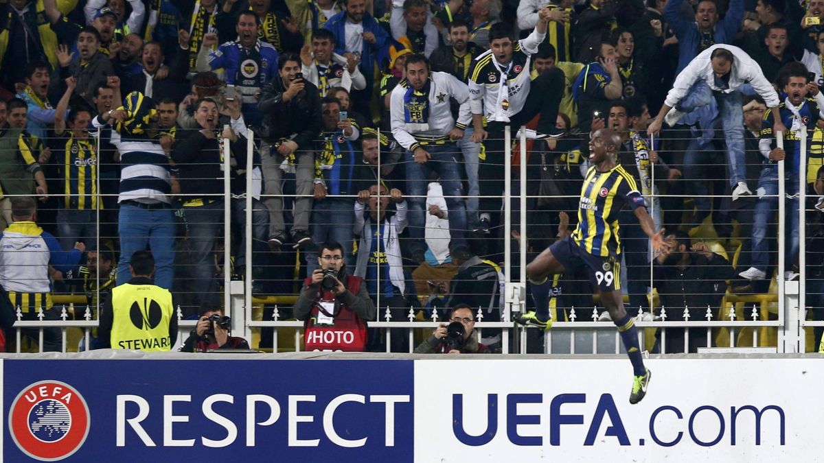 Uefa Avrupa Ligi Fenerbahce Kosar Adim Yari Finale Eurosport
