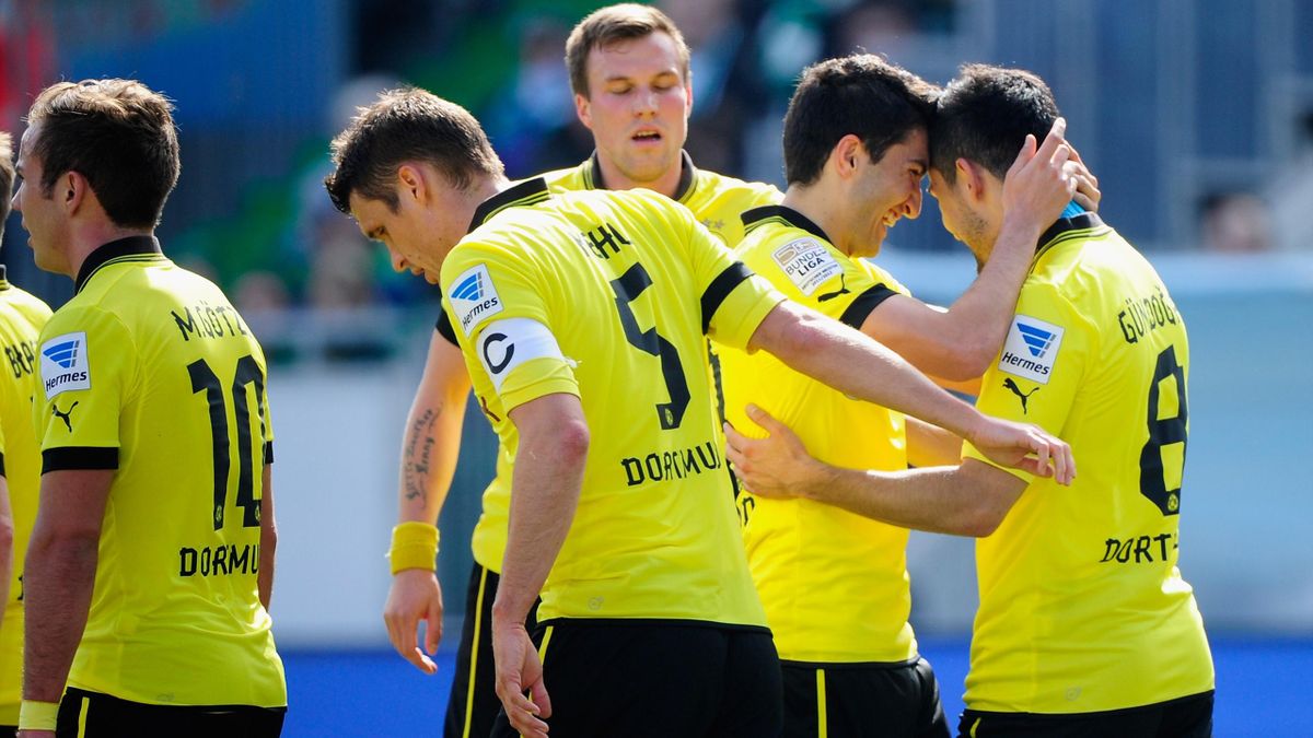 Dortmund Hit Six And Bayern Four In Easy Wins Eurosport