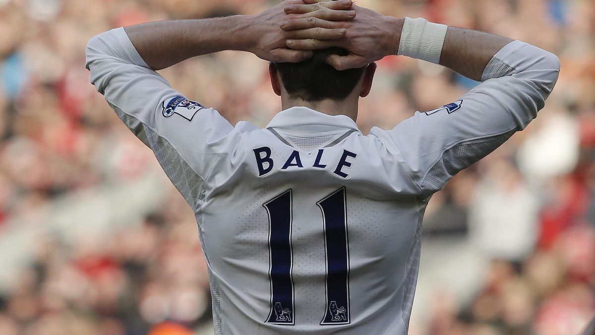 Elektropositief veiling wetenschapper Paper Round: Real Madrid reserve Bale his shirt - Eurosport