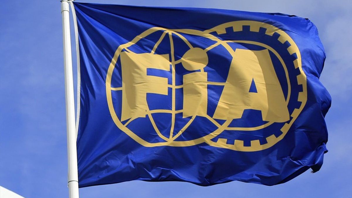 FIA bans Russian and Belarusian flags and anthems from auto racing, but not their drivers