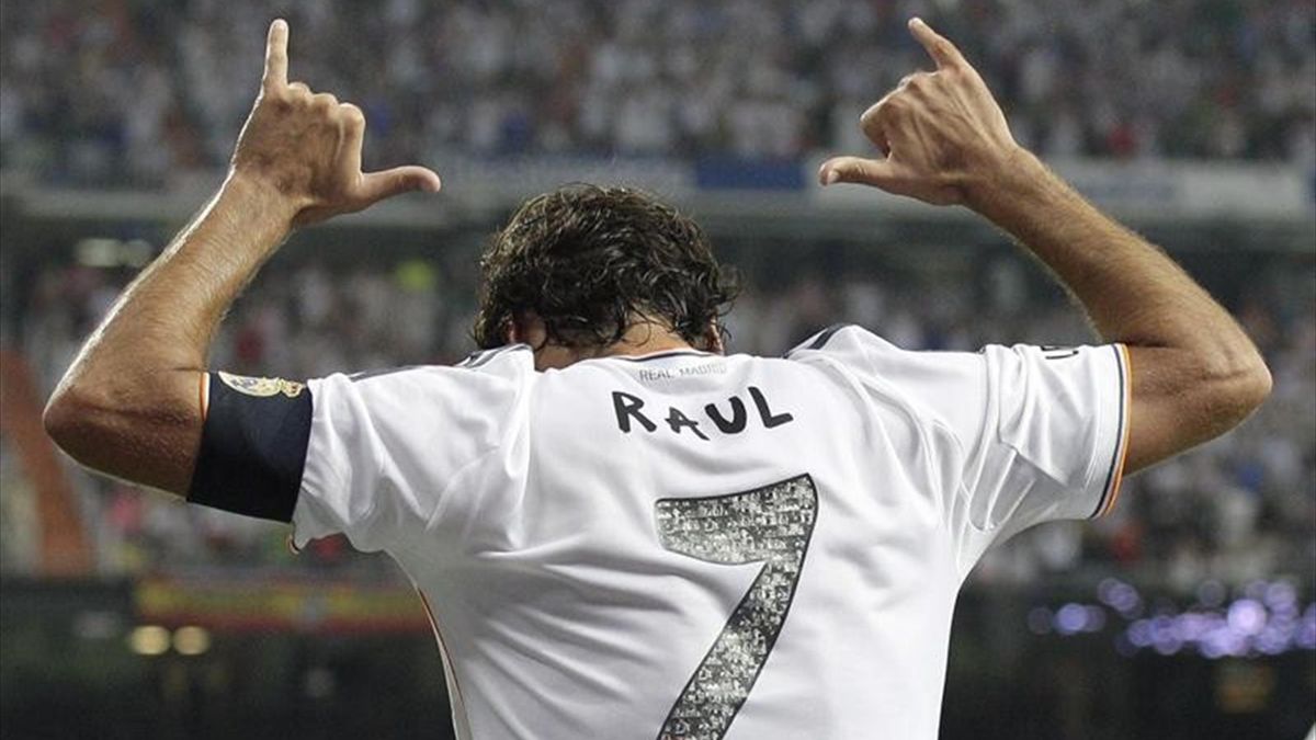 Raul celebrates scoring for Real Madrid against Al-Sadd